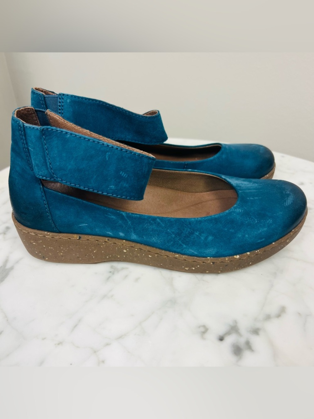 Dansko Emmie Teal Burnished Leather Mary Jane – Size 38 (US 7.5)